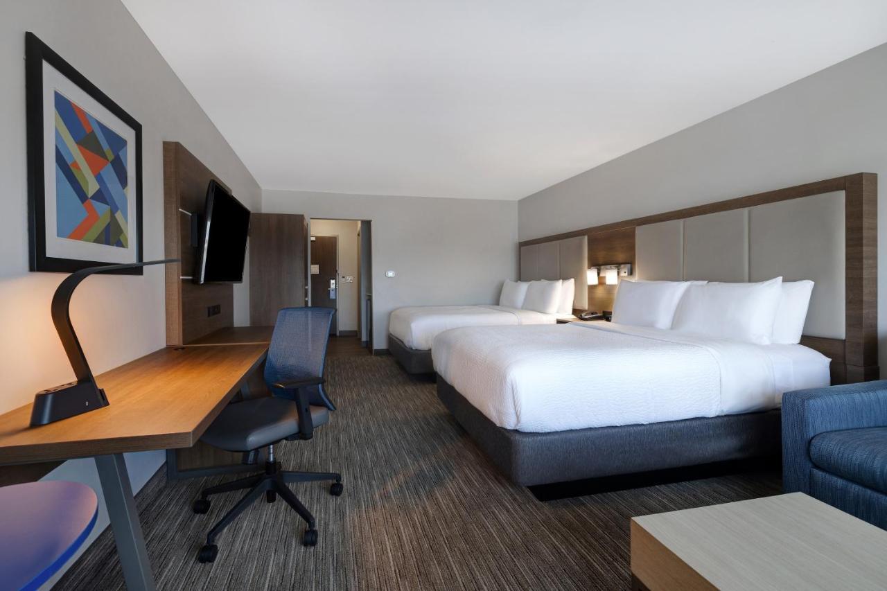 Holiday Inn Express & Suites - Ann Arbor - University South By Ihg Exterior photo