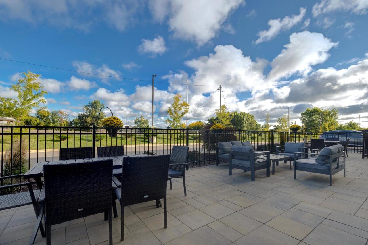 Holiday Inn Express & Suites - Ann Arbor - University South By Ihg Exterior photo