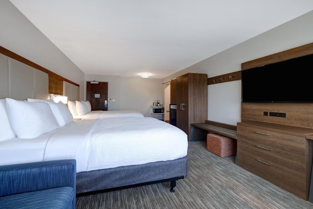 Holiday Inn Express & Suites - Ann Arbor - University South By Ihg Exterior photo