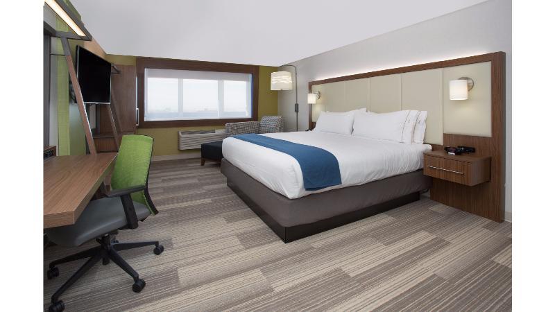 Holiday Inn Express & Suites - Ann Arbor - University South By Ihg Exterior photo